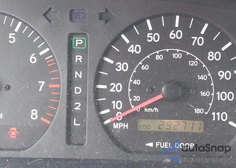 1998 Toyota Sienna Le z USA, uszkodzony, nr VIN 4T3ZF13C3WU081811